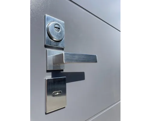 Дверь стальная ПРЕСТИЖ Лофт графит/Силк маус (6)